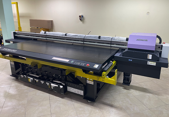 Technologia w Perfeccolor, maszyna do druku UV